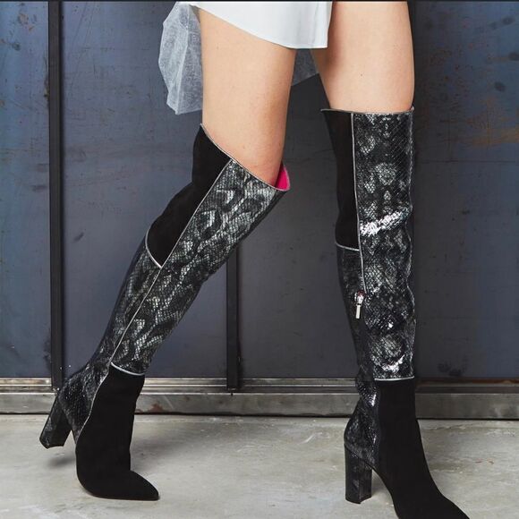 Leather over the knee boots - Picture 3 of 13